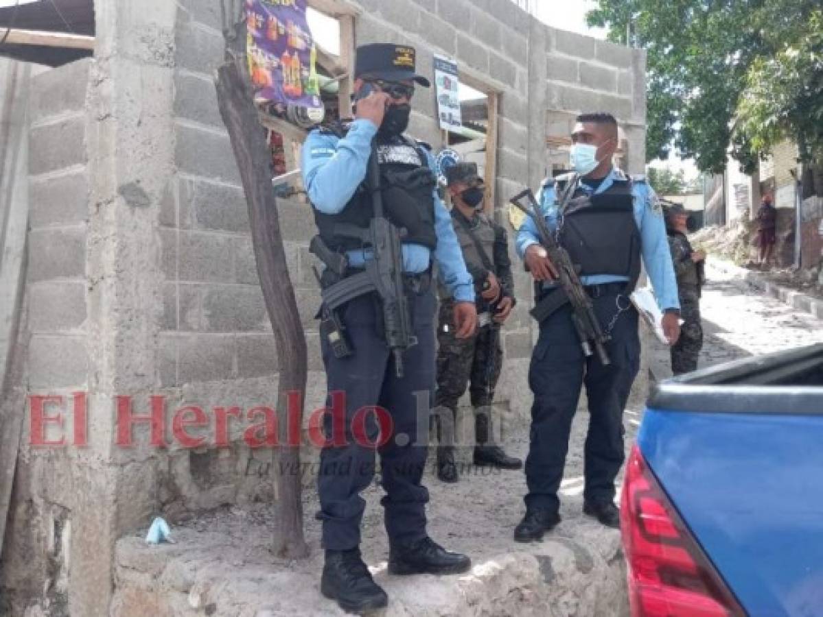 Dentro de pulpería asesinan a hombre y dejan a otro herido en la Espíritu Santo