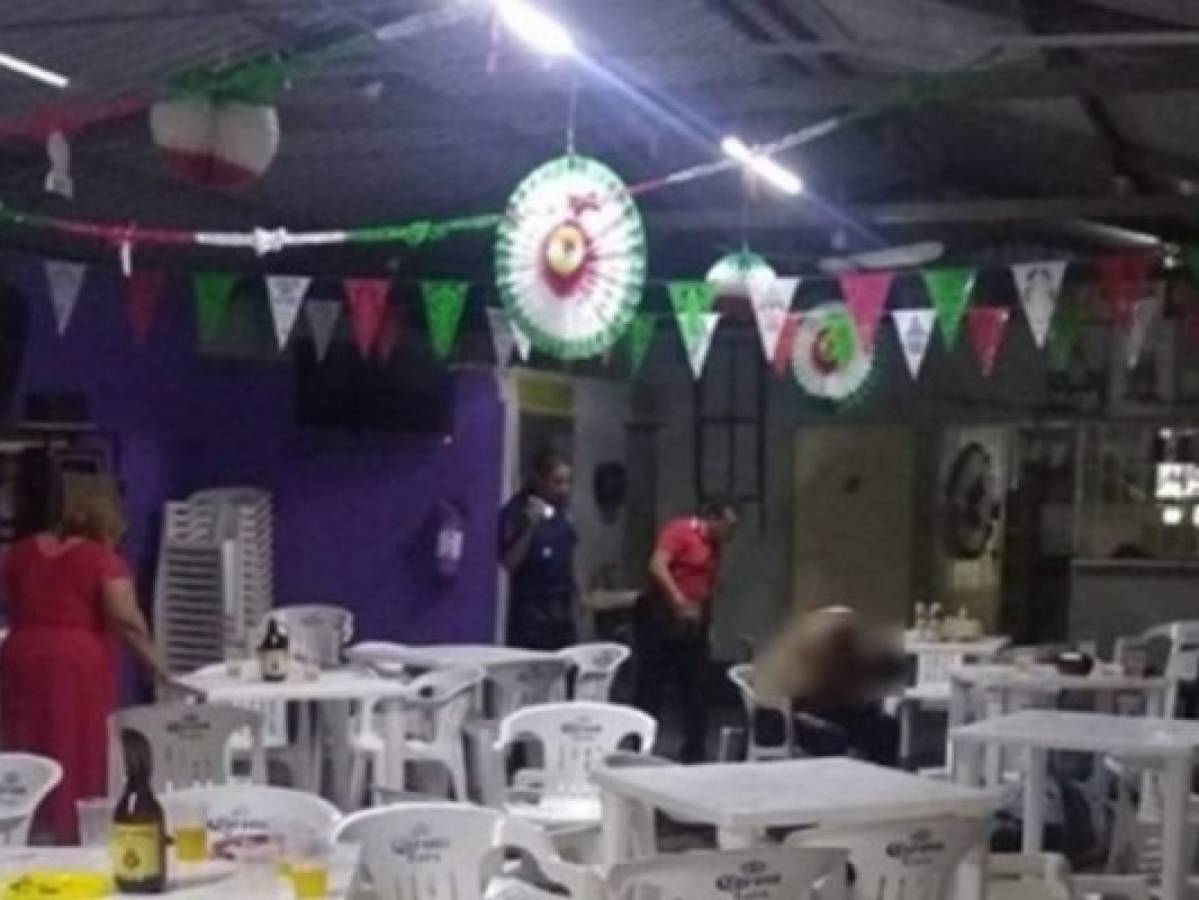 Mueren cinco personas en ataque a bar en el sureste de México 