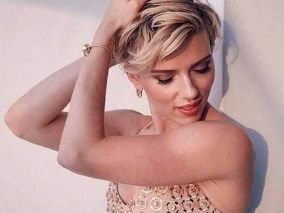 Scarlett Johansson se retira de drama en el que interpretaría un hombre trans ante la crítica