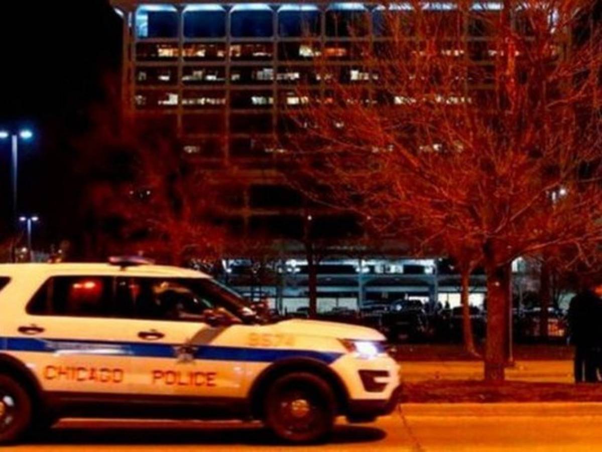 13 heridos en tiroteo en una vivienda de Chicago