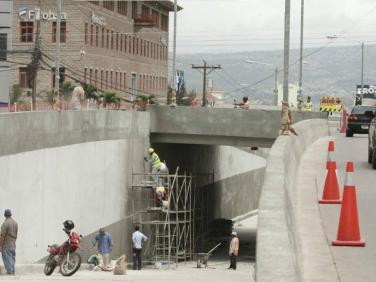 Este martes habilitan paso por el túnel cercano a Ruby Tuesday