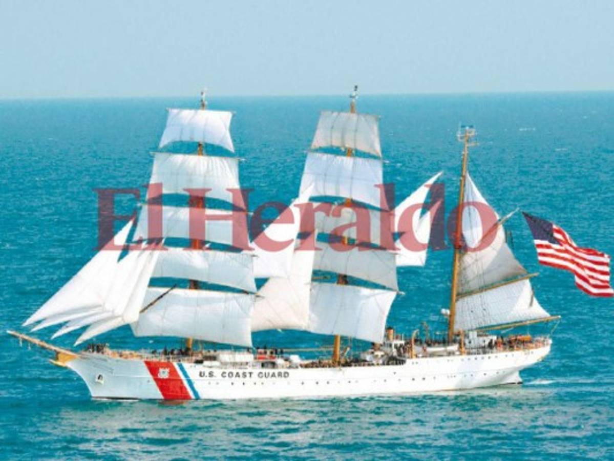 Buque escuela Eagle de Estados Unidos llegará a Roatán este jueves