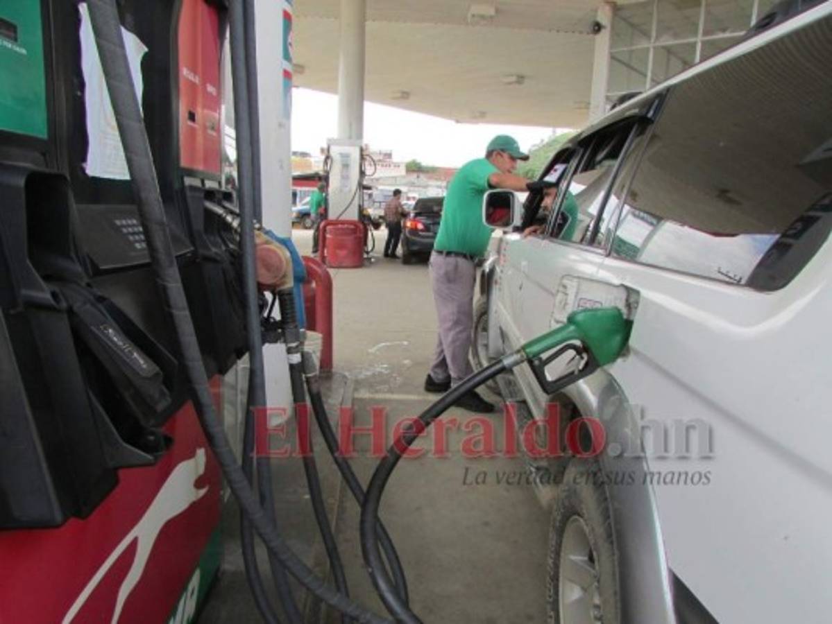 Gasolinas suben entre 1.10 y 1.48 lempiras por galón a partir de este lunes