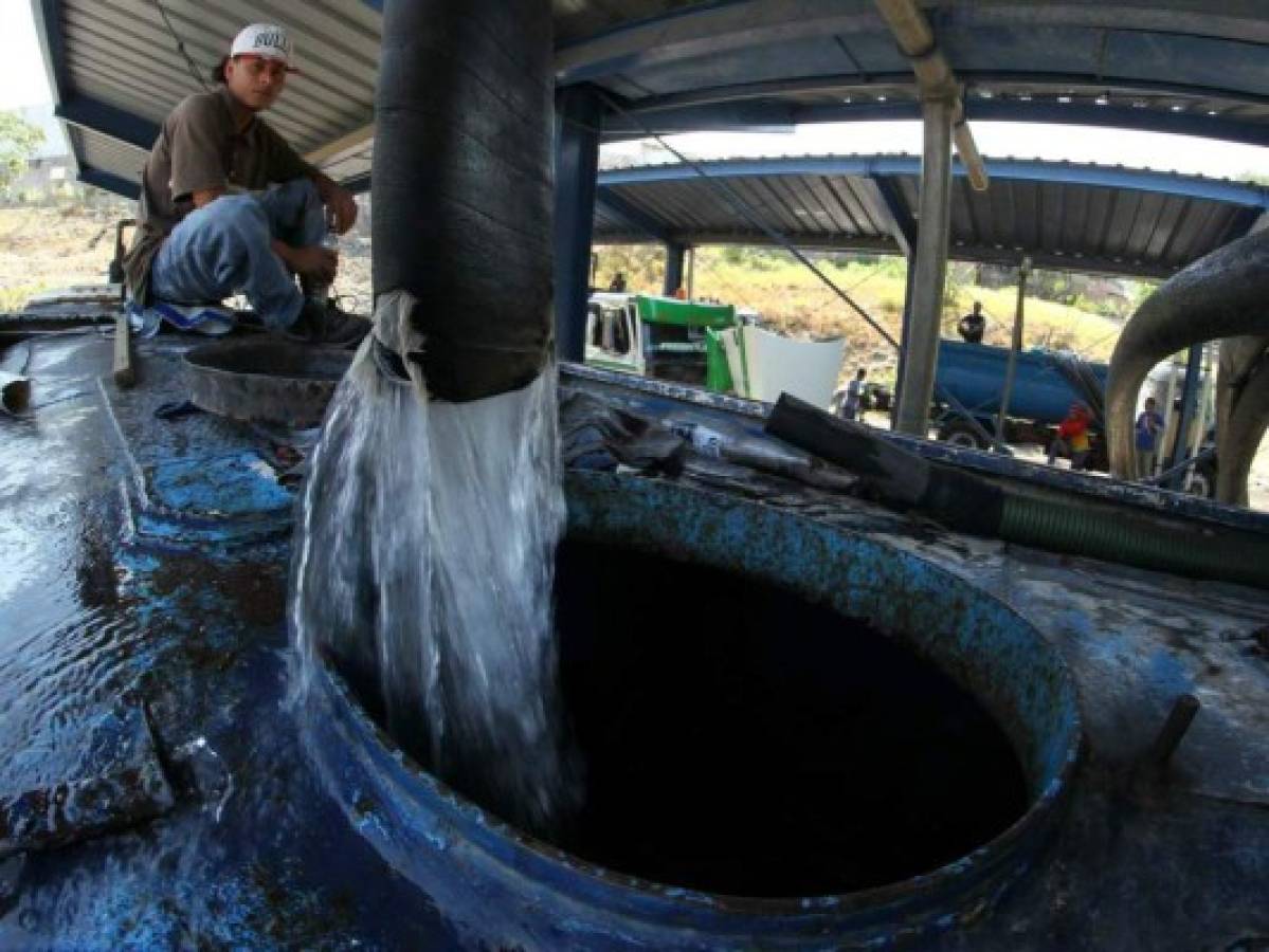 Honduras: Nuevo calendario de distribución de agua potable confunde a los abonados