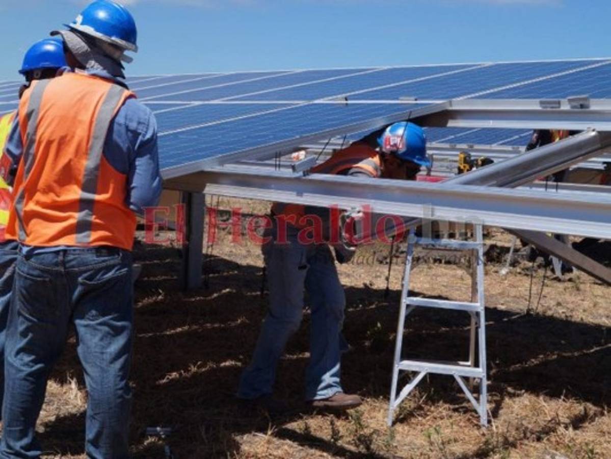 Sin negociar el incentivo de tres centavos de dólar a energía solar