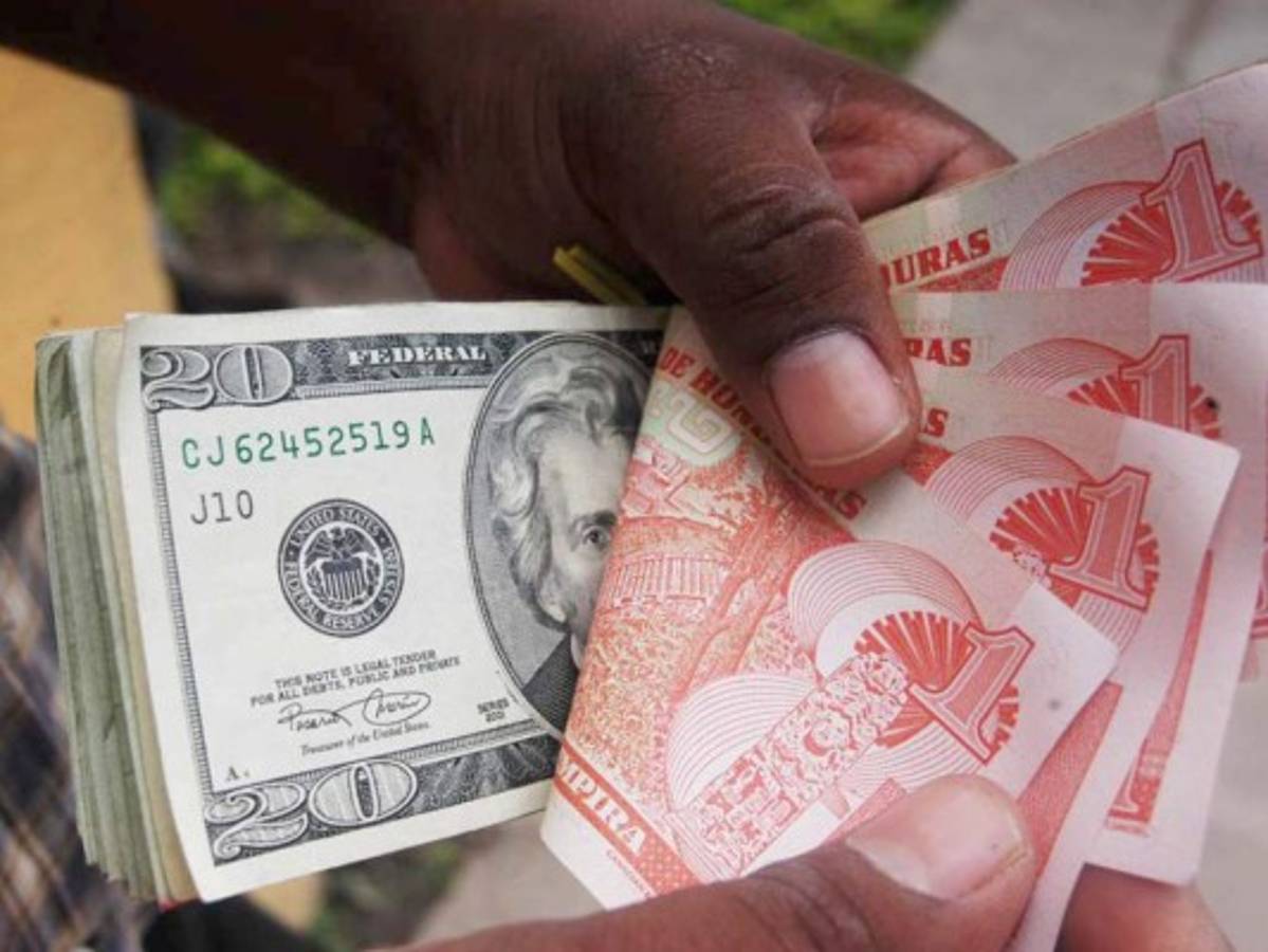 El lempira logra recuperar poder adquisitivo ante el dólar de EE UU