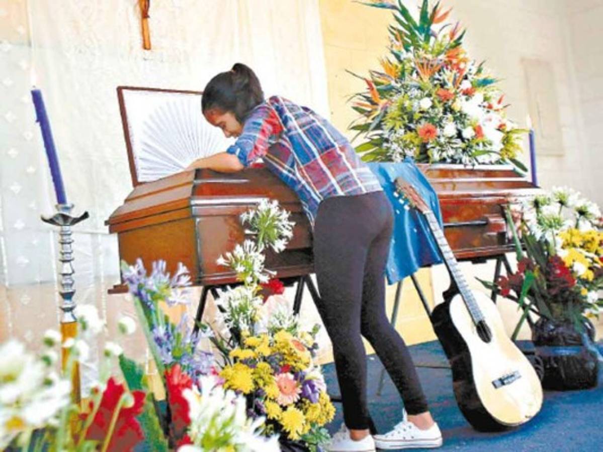 'Era muy querido... No se imagina cuánta gente quería a mi cipote”