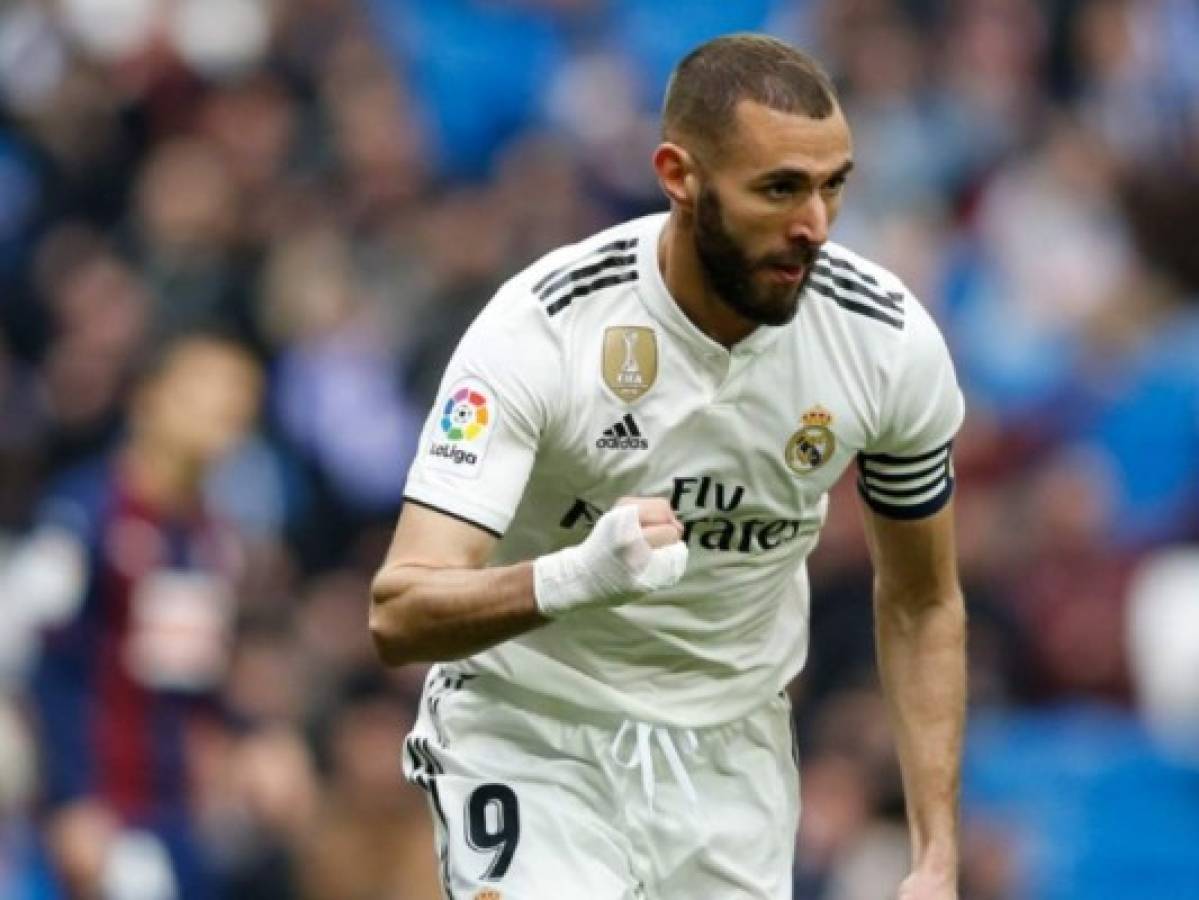 Karim Benzema rescata al Real Madrid ante el Eibar