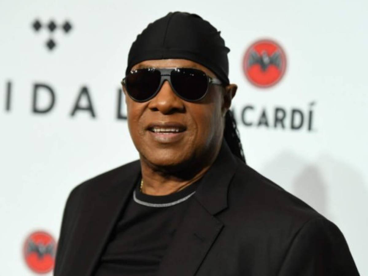Stevie Wonder revela que será sometido a un trasplante de riñón en septiembre