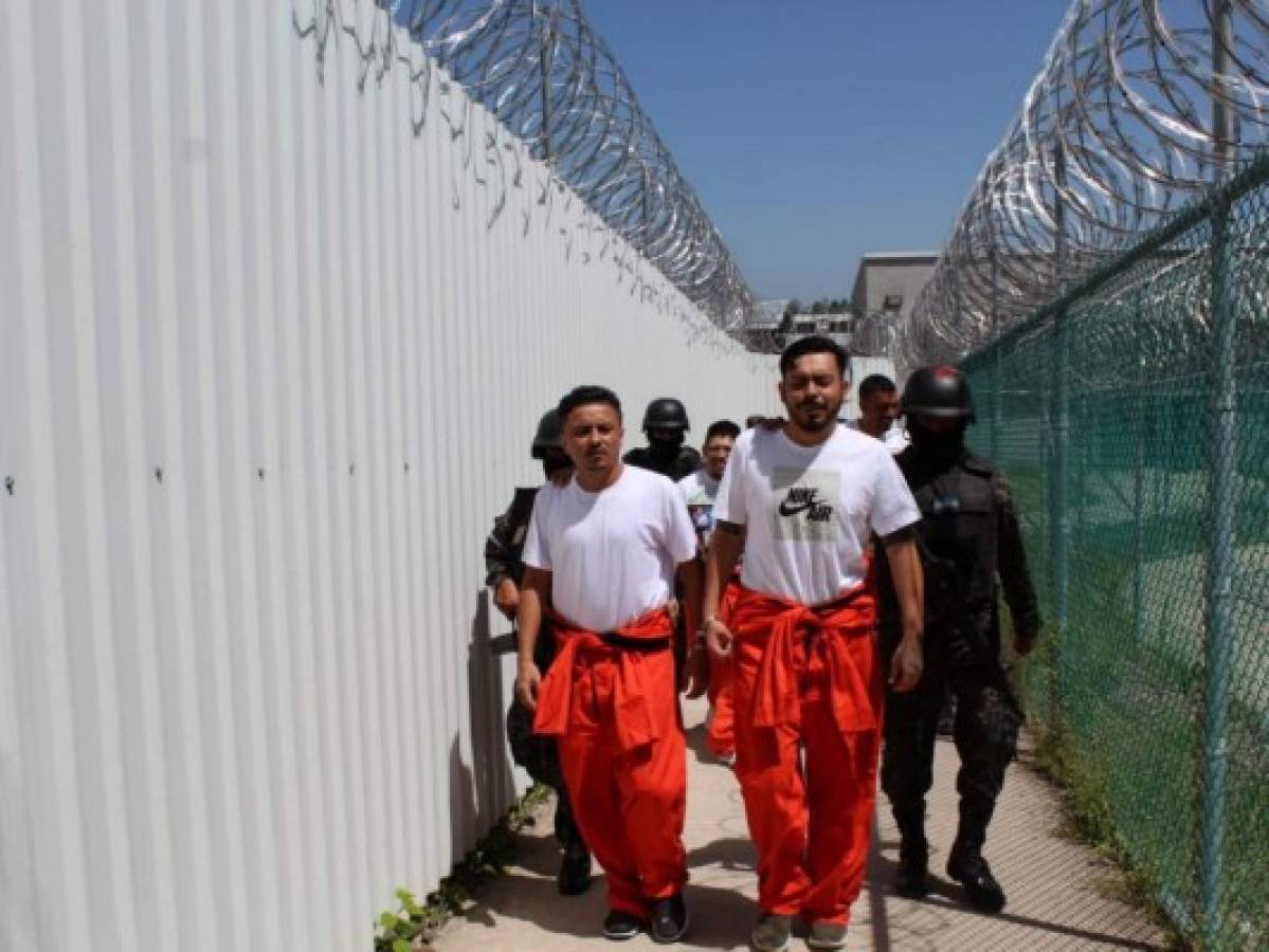 Cabecillas de maras y pandillas también fueron movilizados a nuevos centros penitenciarios.