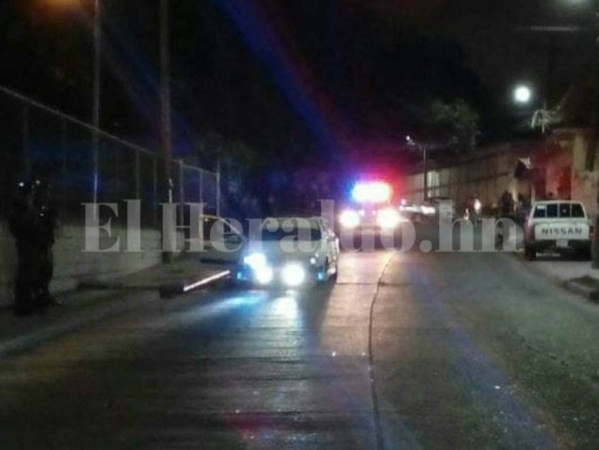 Retiran cuerpo de taxista asesinado en la colonia Los Laureles de la capital de Honduras