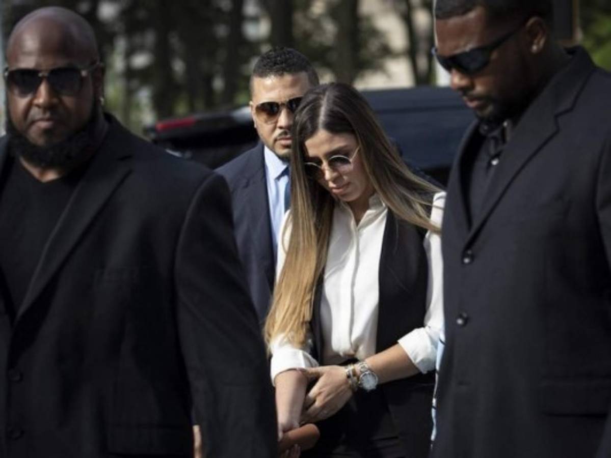 El mensaje que Emma Coronel ocultó para 'El Chapo' el día de su condena