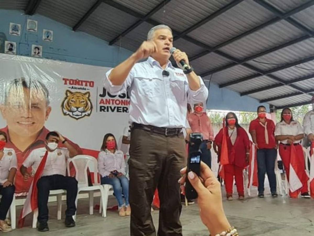 Yani Rosenthal decidirá este lunes si se suma a Xiomara Castro