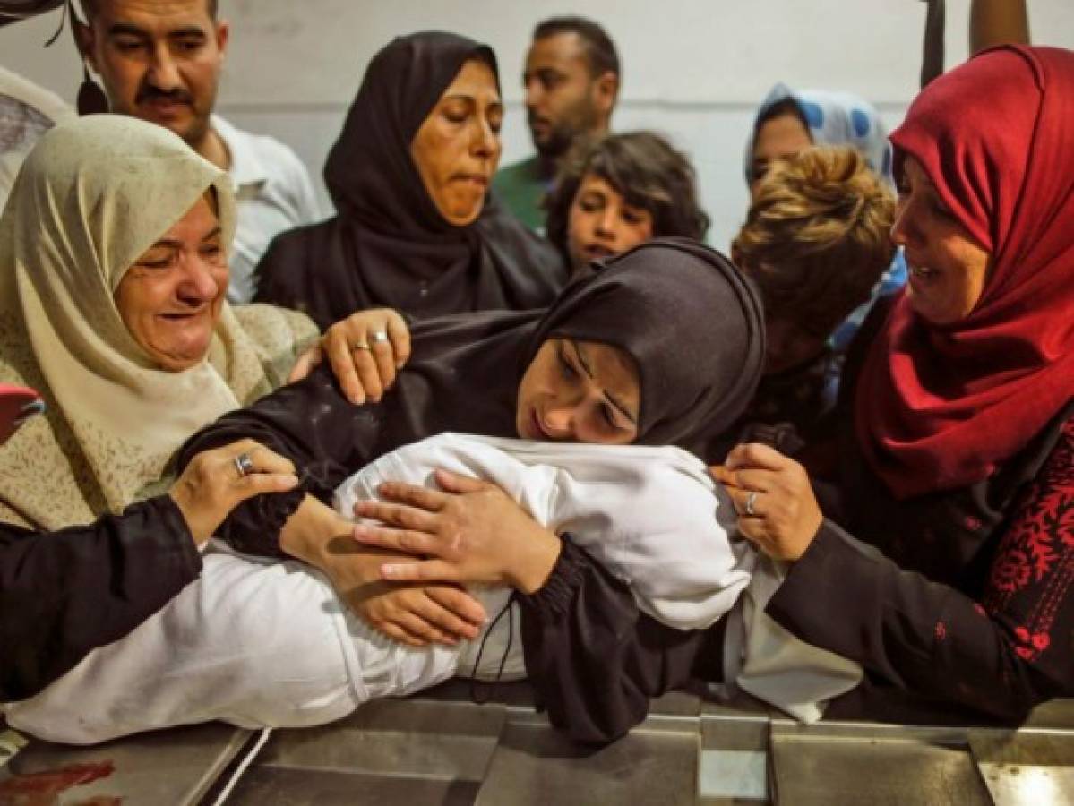 Muere una bebé palestina por inhalación de gases lacrimógenos en Gaza