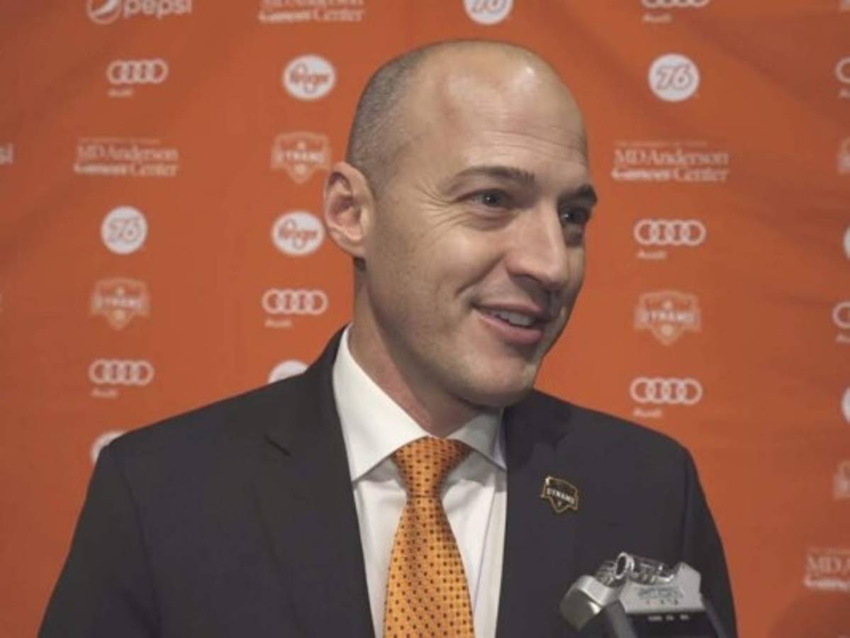 La reacción del gerente del Houston Dynamo a la situación que vive Romell Quioto