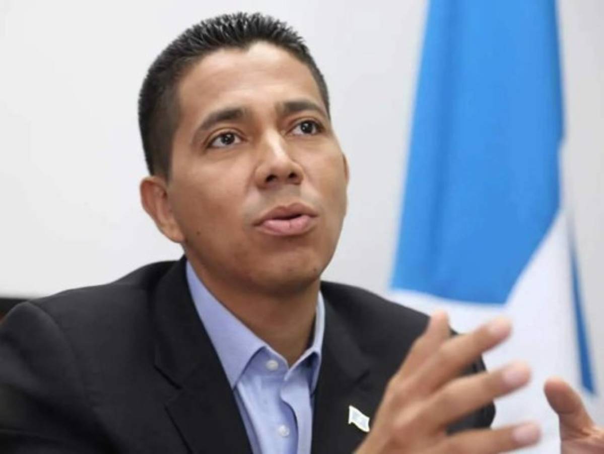 Diputado Reinaldo Sánchez a Xiomara Castro: 'Nuestros mejores deseos'