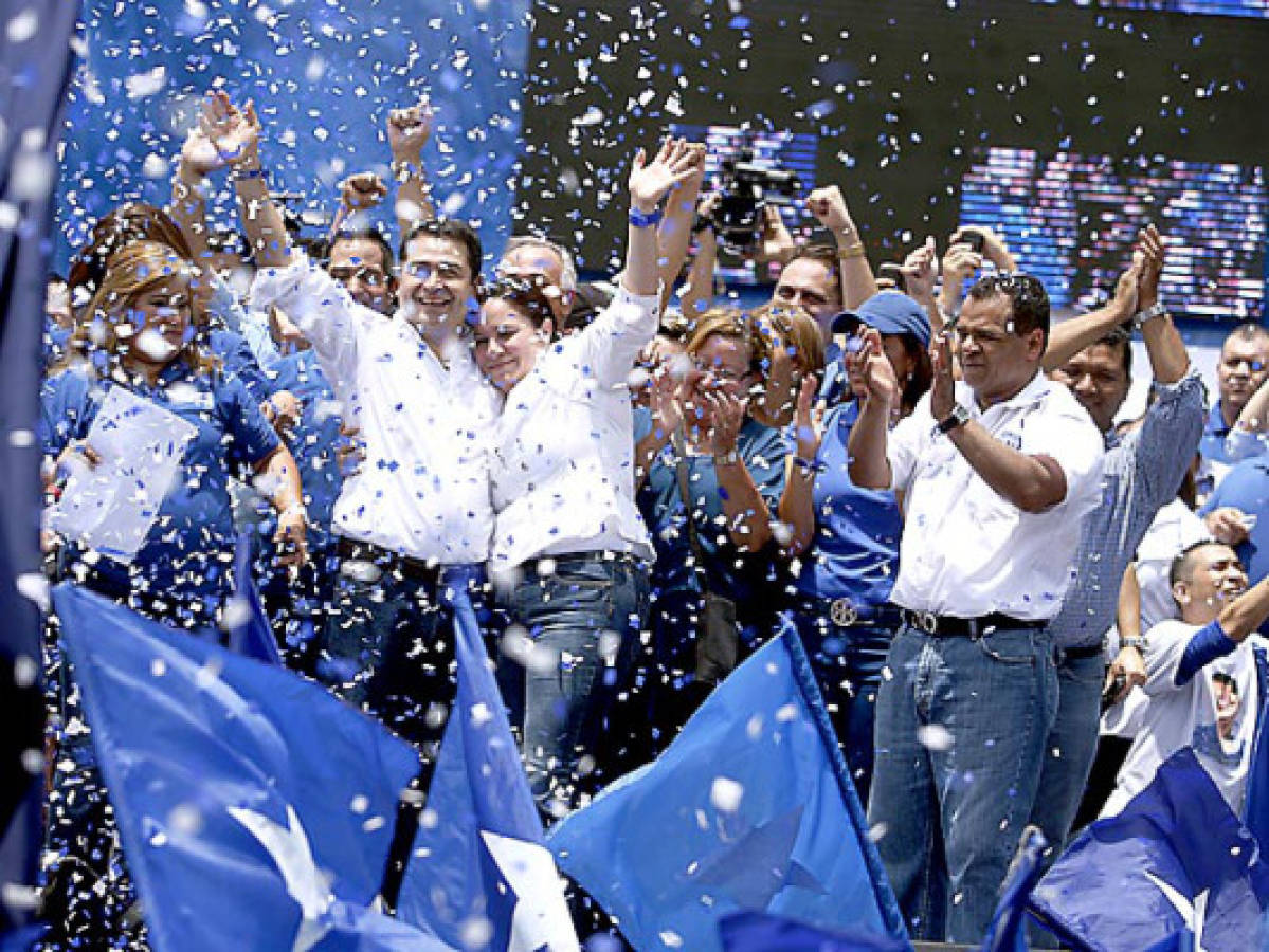 Nacionalistas de Azules Unidos realizan 'marcha por la unidad' en la capital hondureña