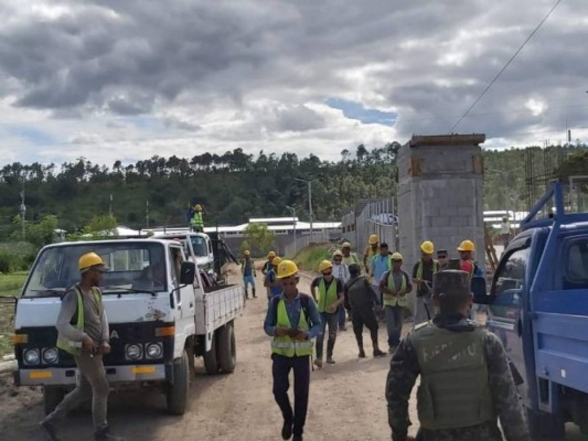 Suben a seis los reos heridos durante motín en cárcel de El Porvenir