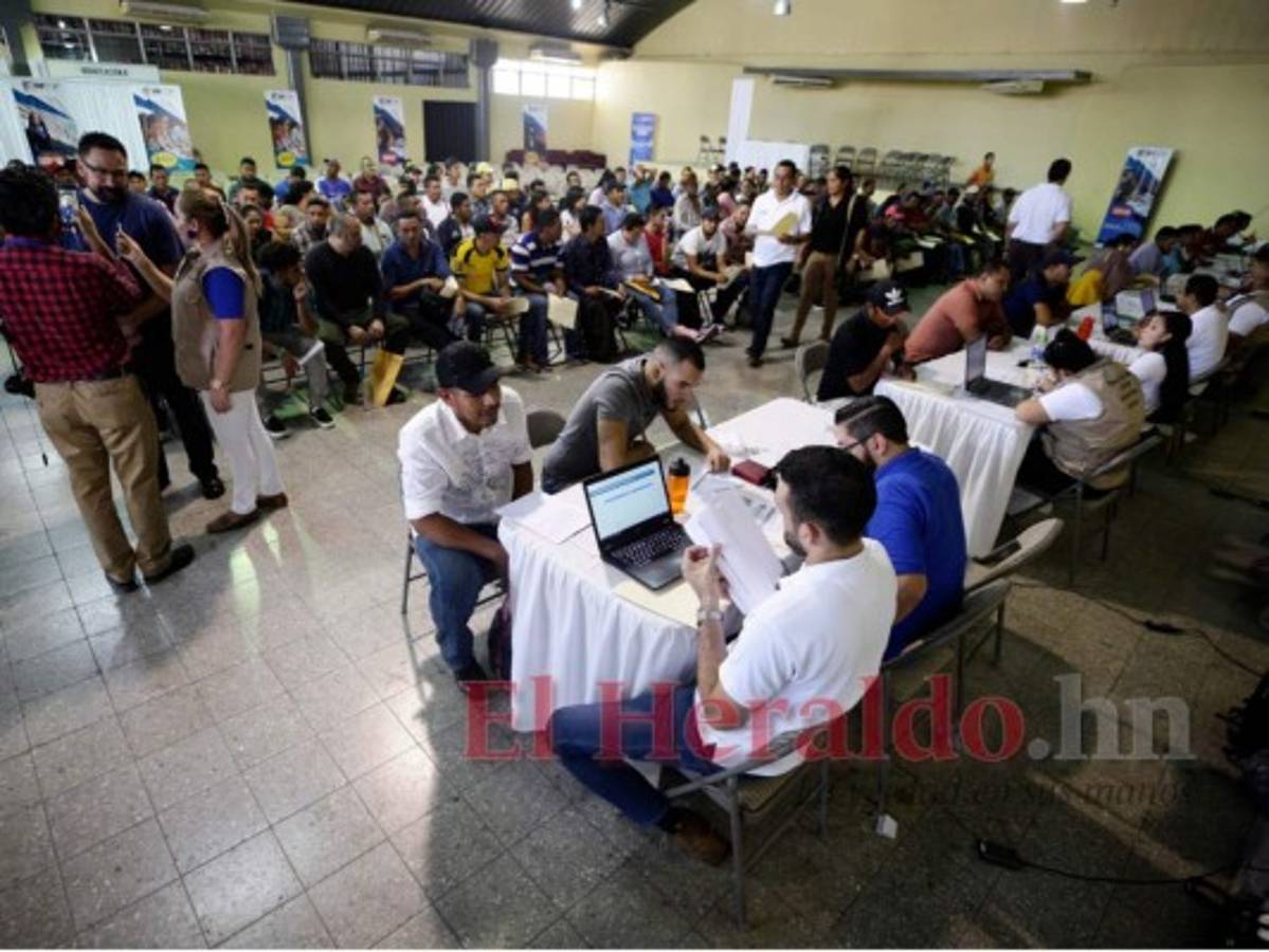 Verifican las inscripciones de hondureños para trabajar en EE UU