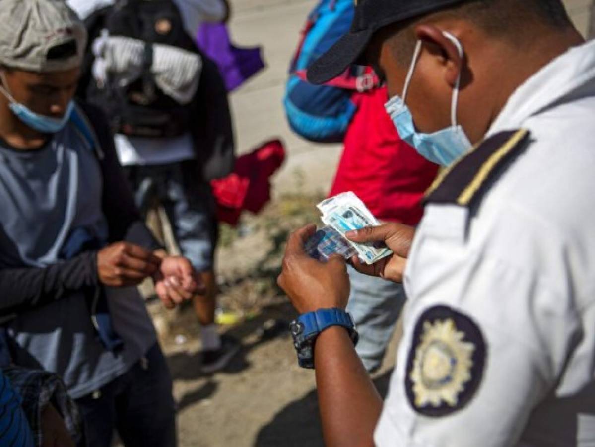 Guatemala advierte de nueva caravana migrante desde Honduras hacia EEUU 