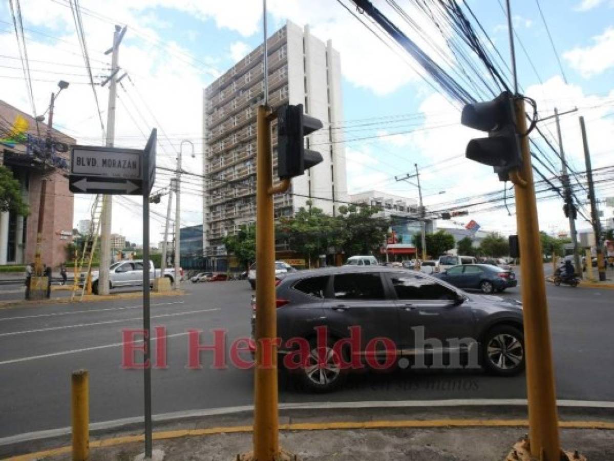 El apagón que duró casi tres horas el pasado 7 de julio fue lo que ocasionó el daño en los semáforos. Foto: Johny Magallanes/ EL HERALDO