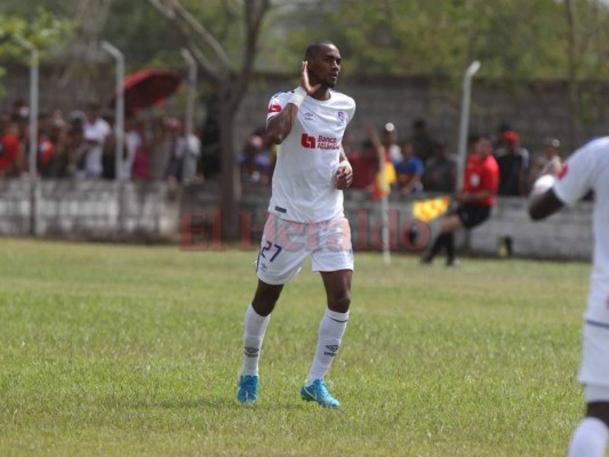 Olimpia goleó 8-0 a El Carmen en su debut de la Copa Presidente