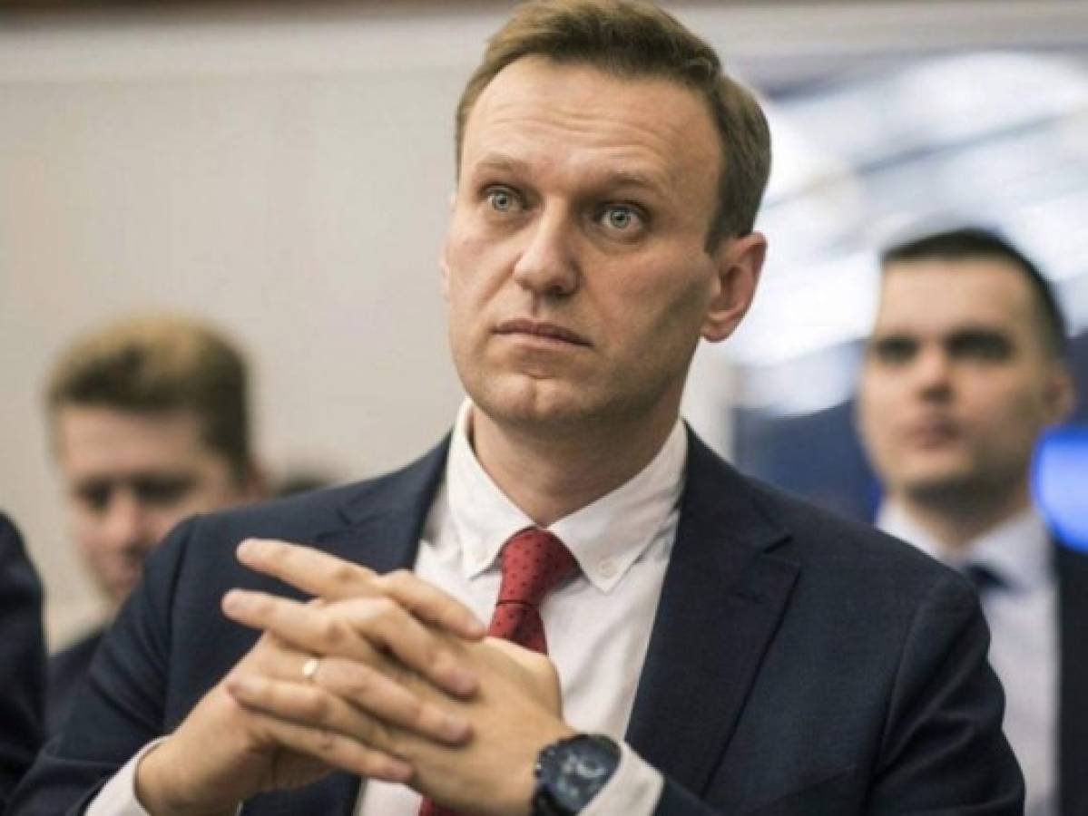 Informe médico de Alexei Navalni dice que tiene 'signos de envenenamiento'  