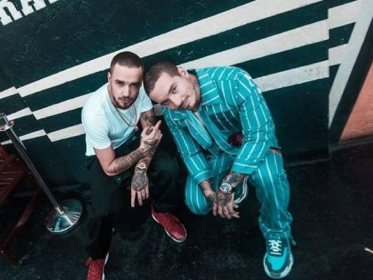 Liam Payne se une a J Balvin y lanza su nuevo video lírico 'Familiar'