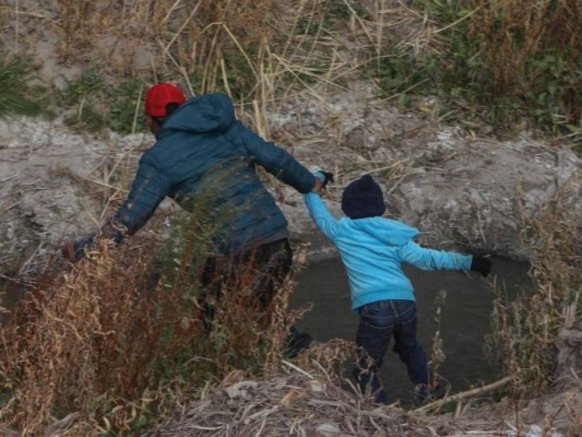 Niño mexicano de nueve años muere intentando migrar a EEUU  