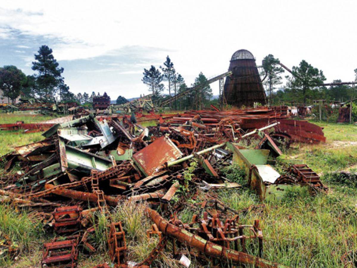 Congreso Nacional burla la ley al donar maquinaria y chatarra del ICF