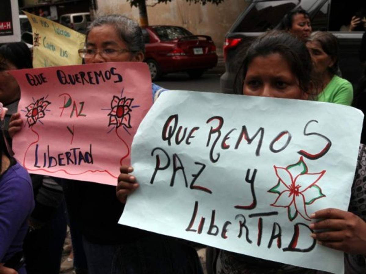 'Soportaba sus golpes por amor': Violencia contra la mujer se dispara durante pandemia