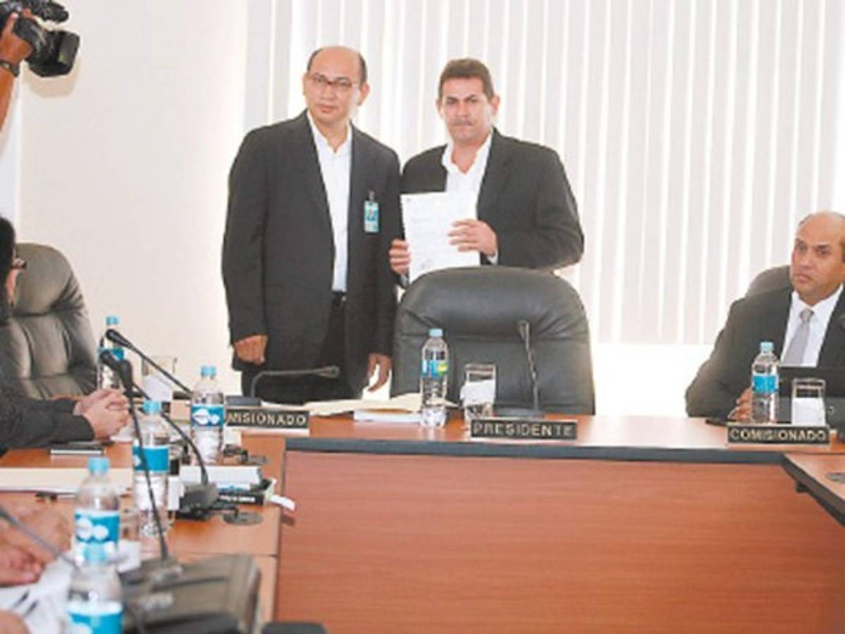 Diputados tienen informe de caso Banco Continental