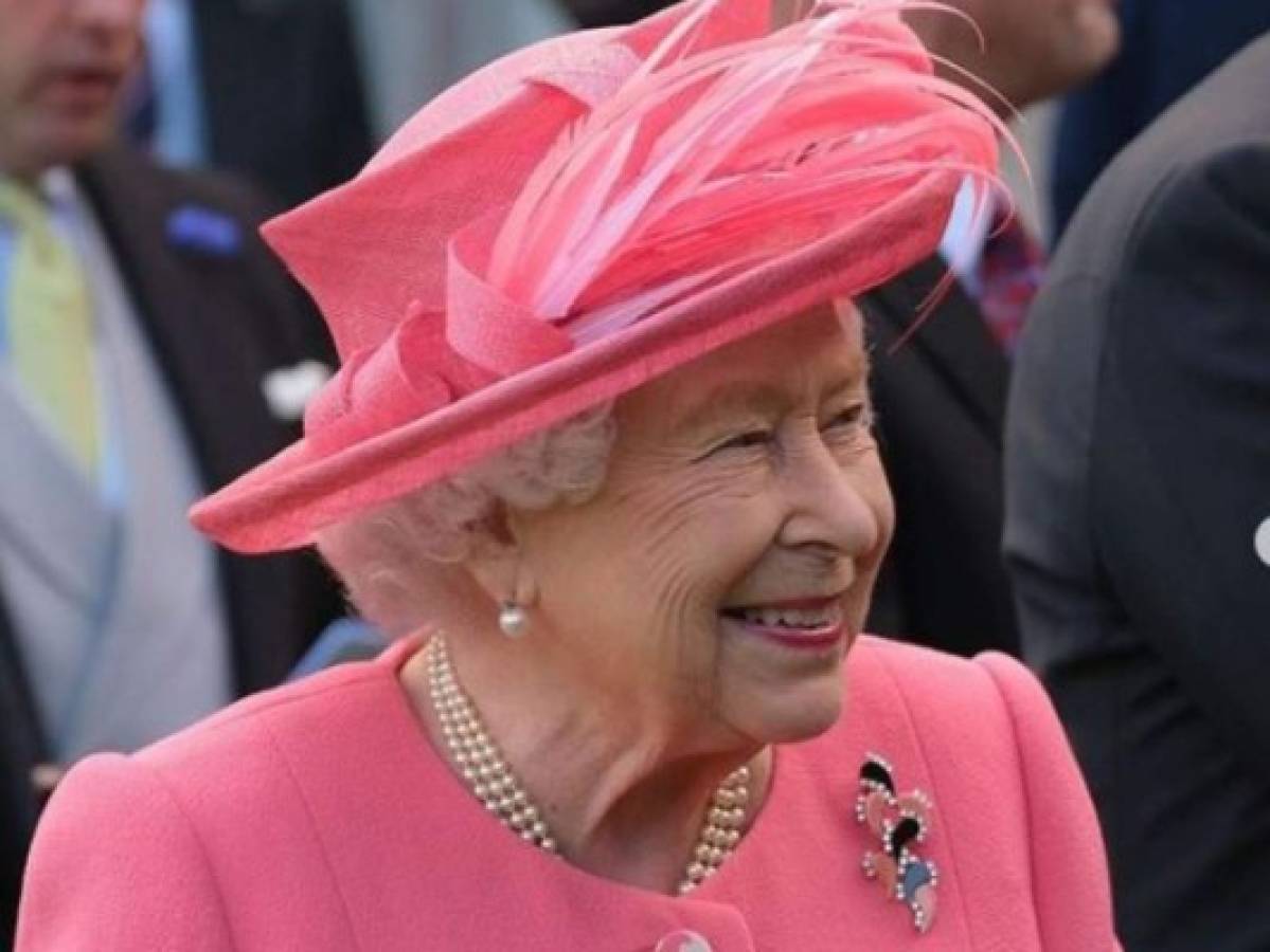 La reina Isabel II es la máxima autoridad de la Familia Real. Foto: Instagram.