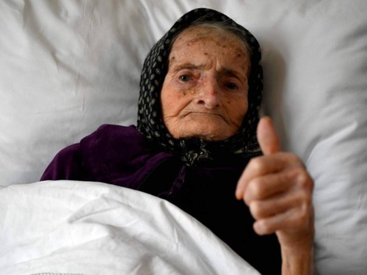 Mujer de 99 años supera el covid-19