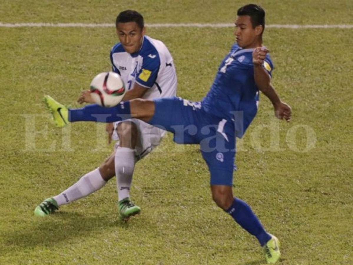 Selección de Honduras venció a El Salvador con lo mínimo y revive en la eliminatoria
