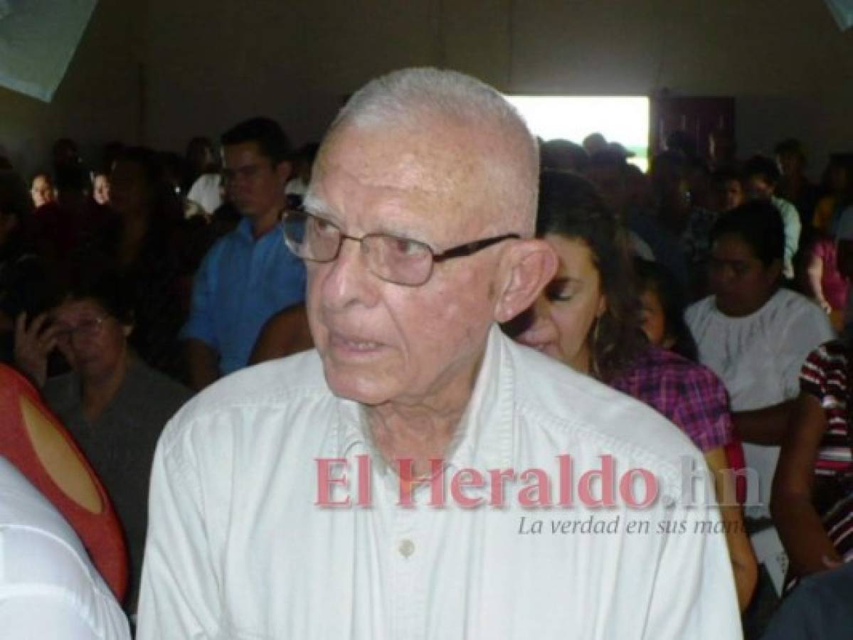 Aseguran dos propiedades del hermano del expresidente 'Pepe' Lobo