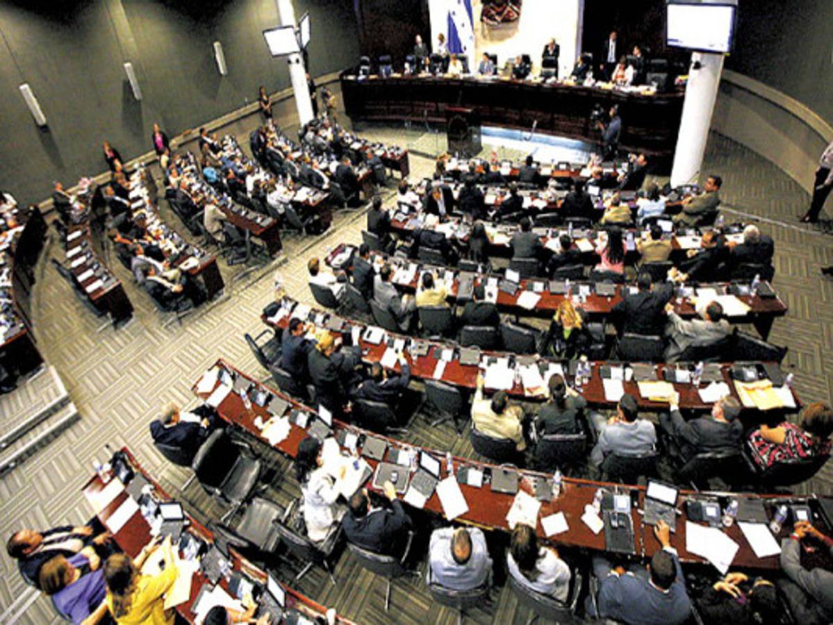 Aprobada la Ley de Escuchas Telefónicas