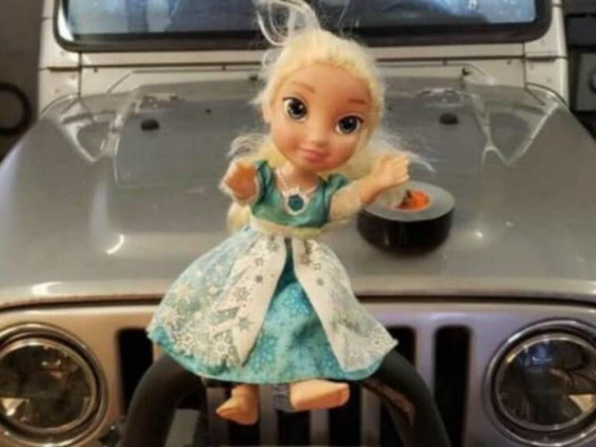 Muñeca embrujada de 'Frozen' mantiene aterrorizada a una familia en Estados Unidos