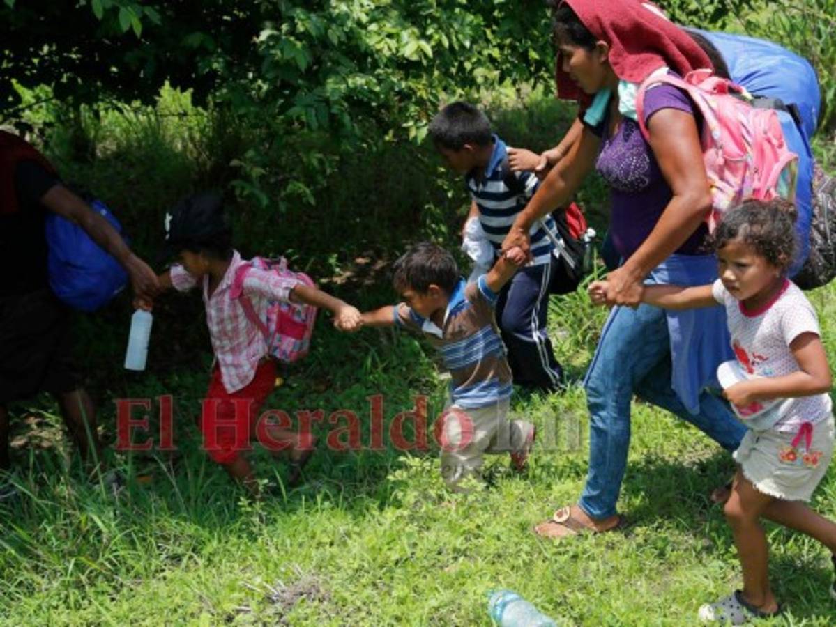 Unos 1,250 hondureños detenidos al día en la frontera de Estados Unidos