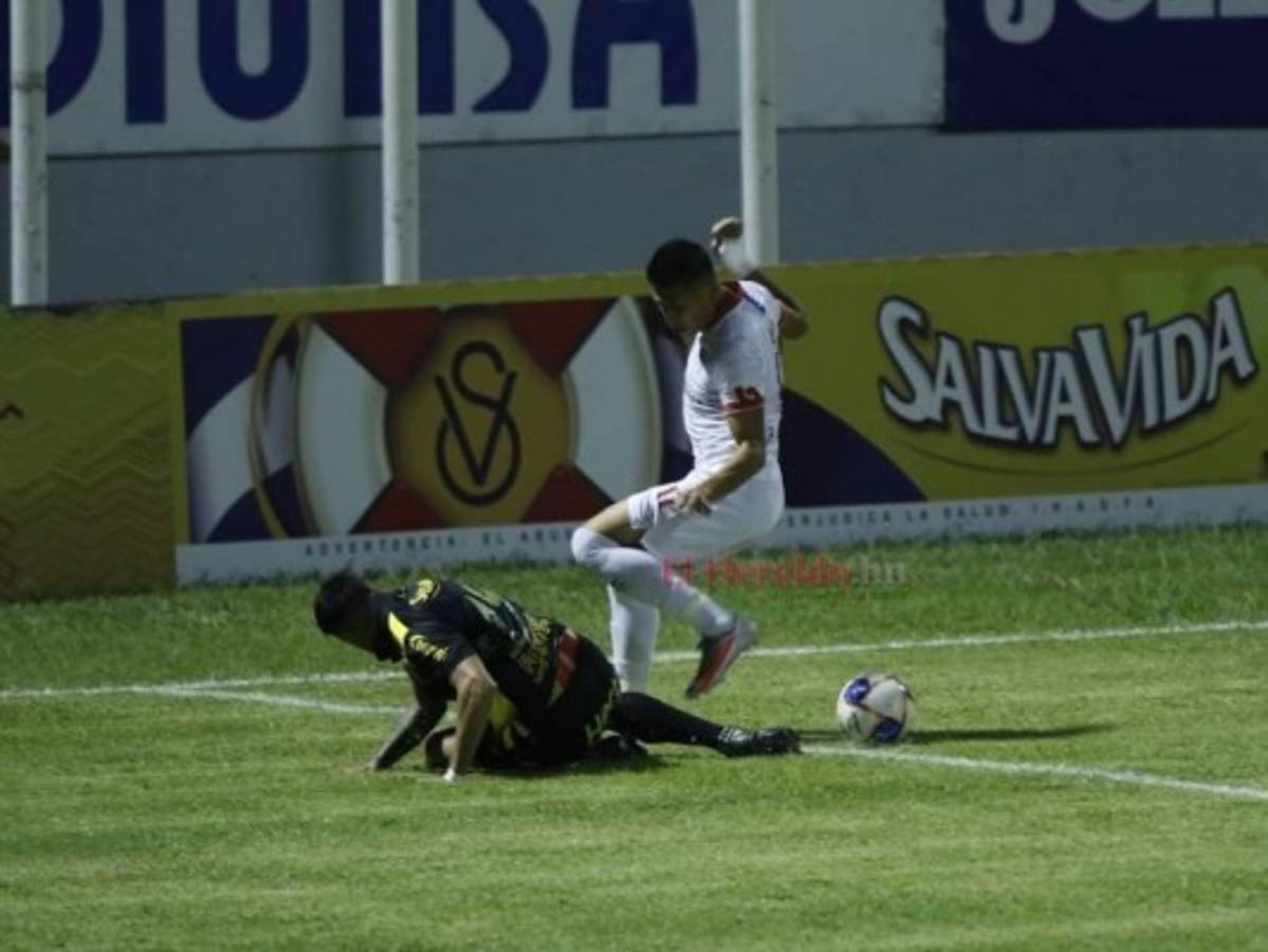 Real España empató 1-1 con Olimpia en el estadio Morazán
