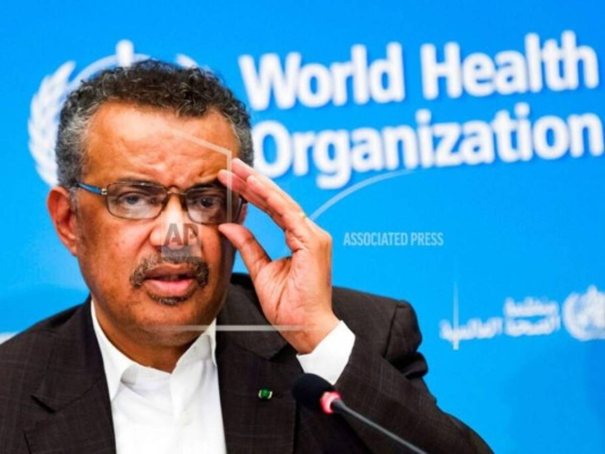 OMS: Variantes del coronavirus cuestionan efectividad de vacuna