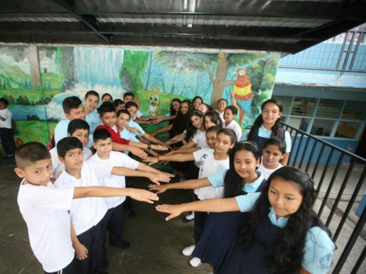 Educación forma a escolares sobre gestión de riesgo en la capital