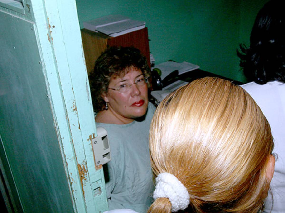 Esposa de Alfredo Landaverde exige justicia al gobierno de Honduras