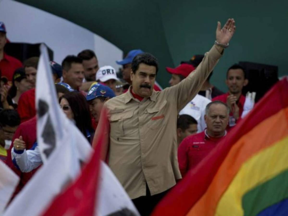 Maduro acusa a exfiscal Luisa Ortega de bloquear investigaciones de corrupción que él ordenó