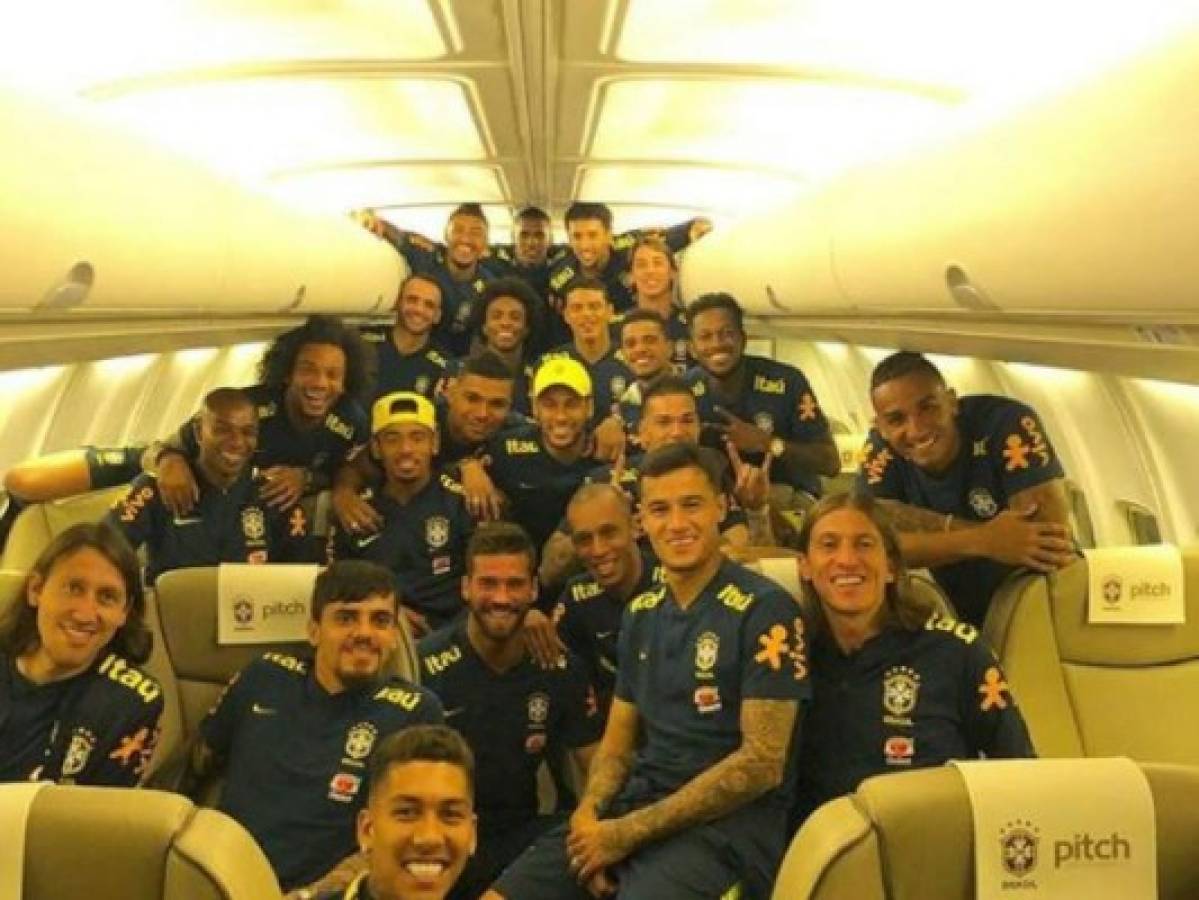 Así disfruta Neymar junto a la Selección de Fútbol de Brasil los días previo a su debut en el Mundial