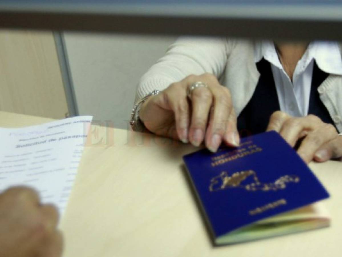 Honduras afina proyecto para la adquisición de pasaportes con chip