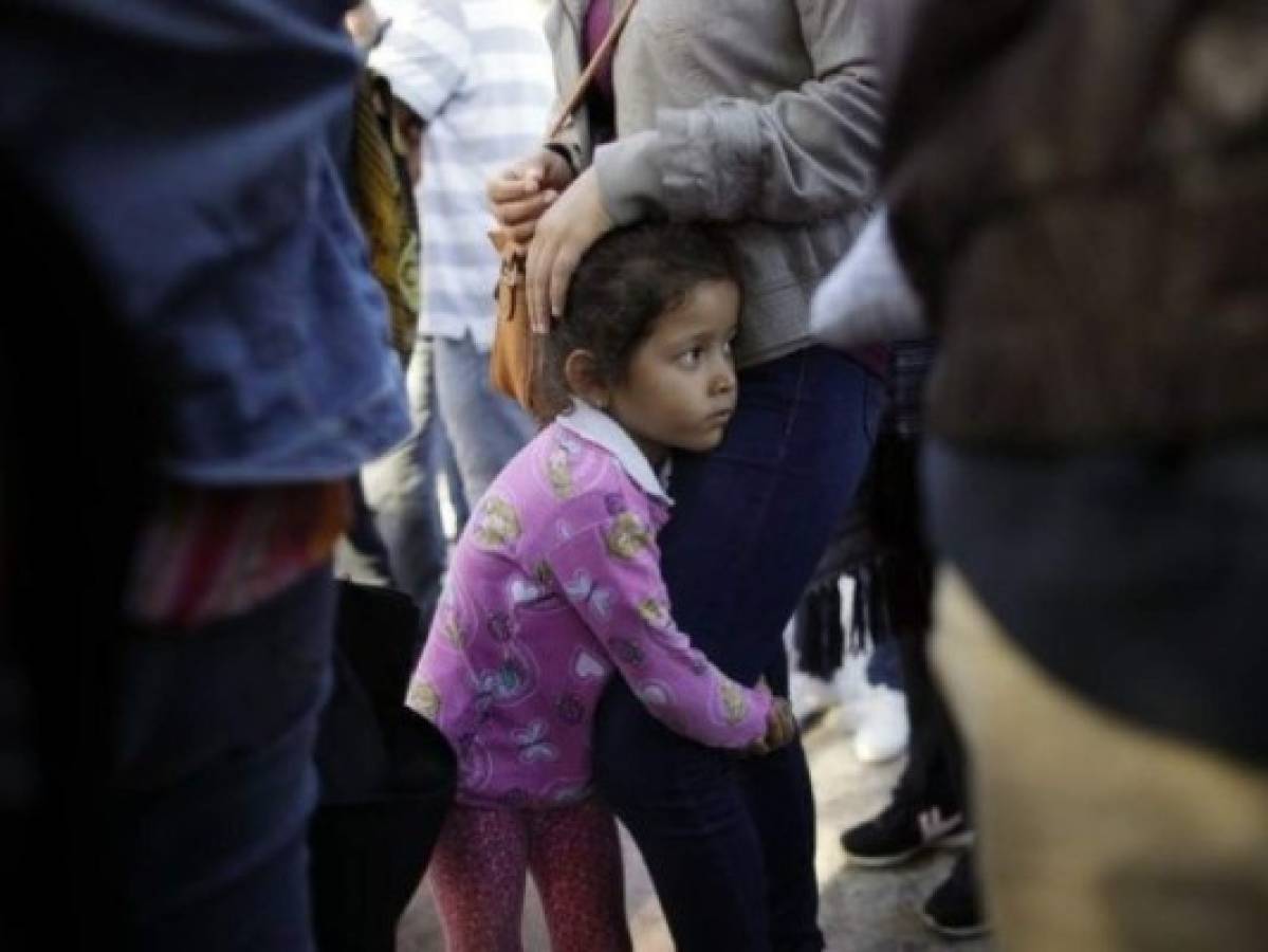 Texas no pagará educación a niños migrantes detenidos