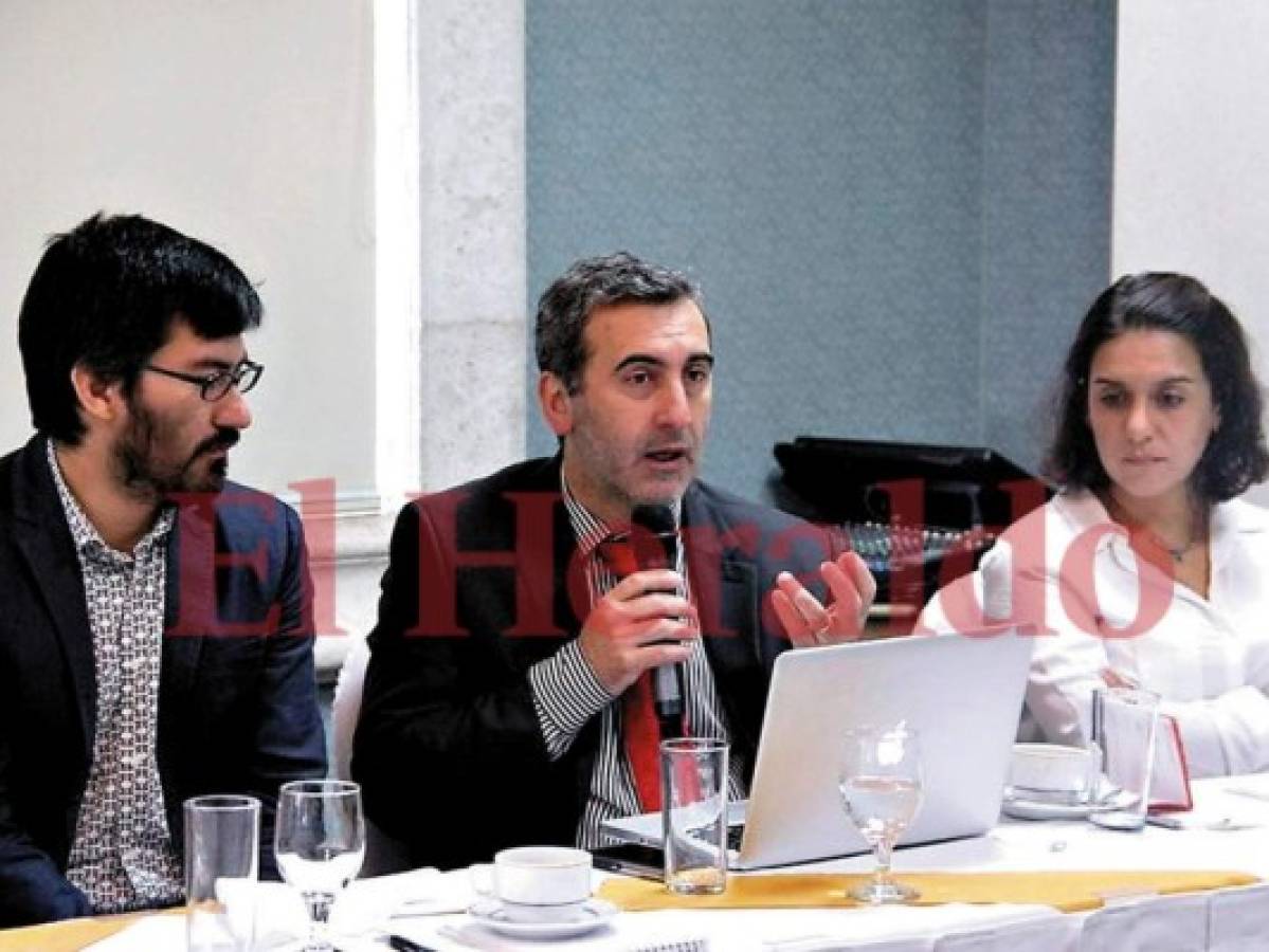 El abogado y periodista uruguayo es un experto en materia de libertad de expresión.