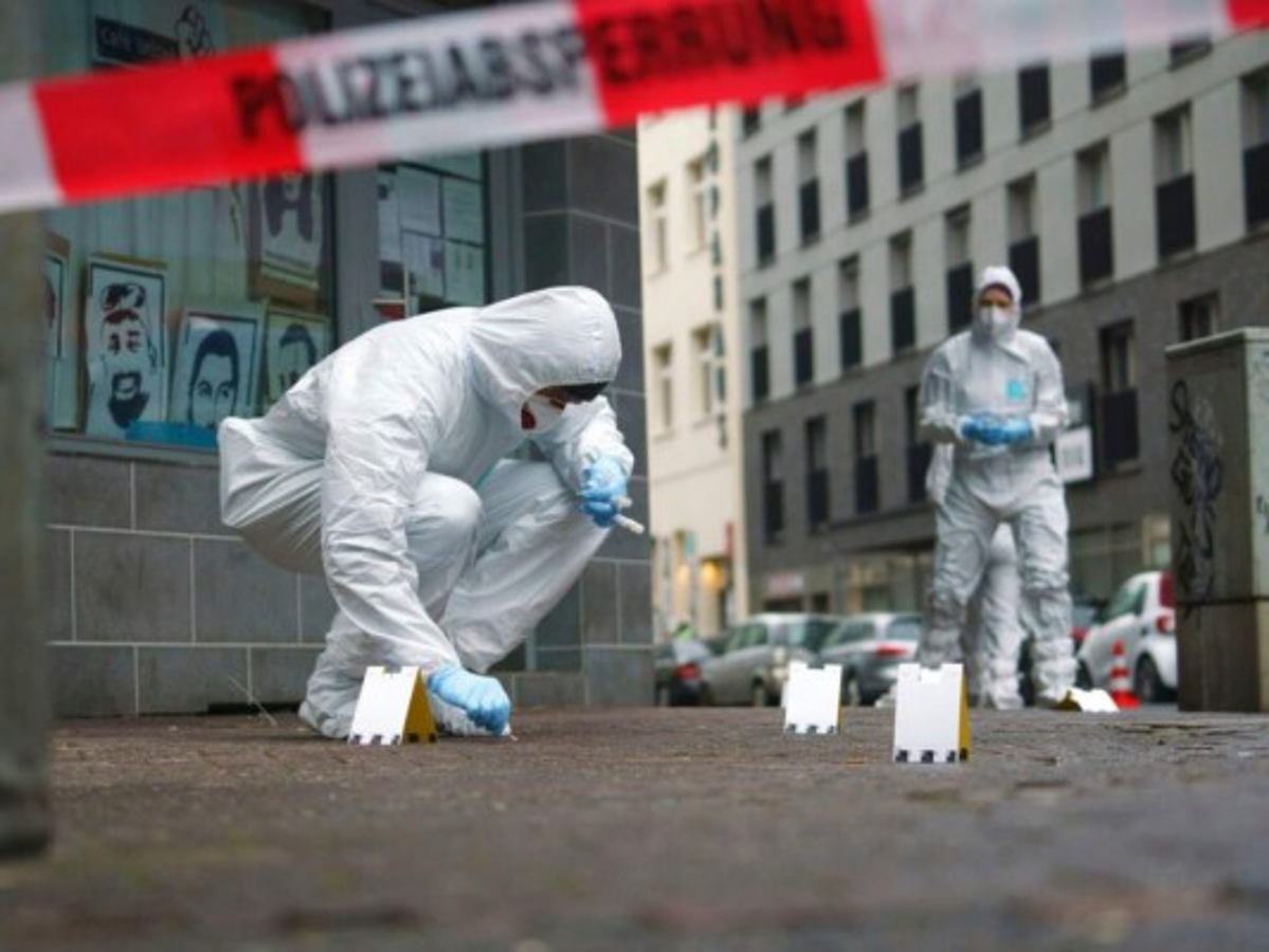 Fráncfort: hombre hiere a varias personas con cuchillo en mano