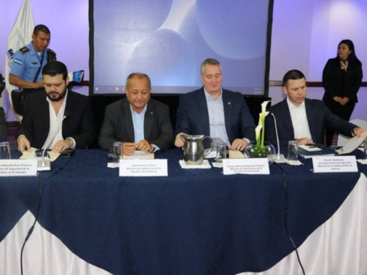 Acuerdan mejorar la seguridad fronteriza en el Triángulo Norte